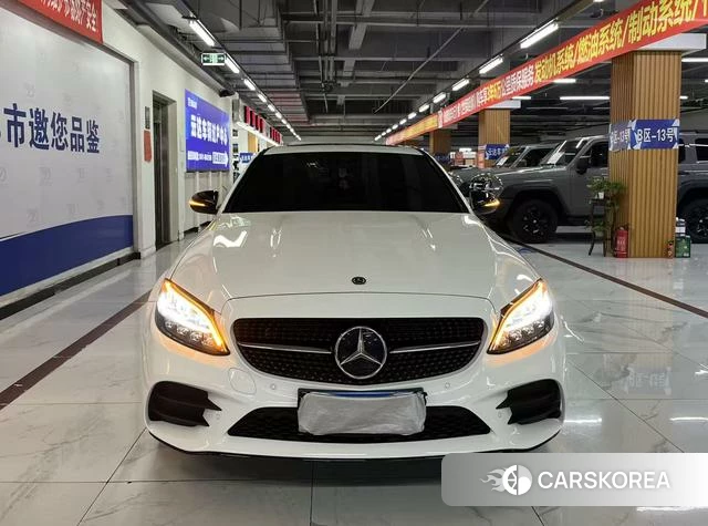Mercedes-Benz Class C 2020 Белый из Китая