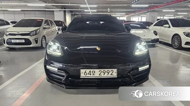 Porsche Panamera (971) 2019 Черный из Кореи