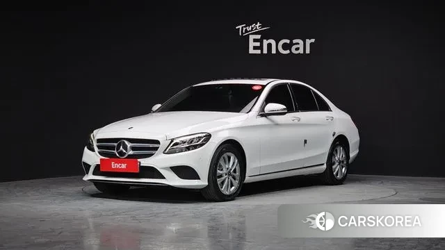 Mercedes-Benz C-Class W205 2019 Белый из Кореи