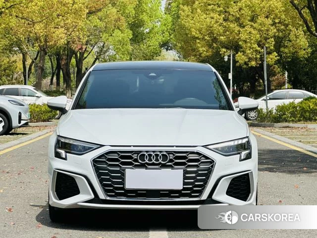 Audi A3 2024 Белый из Китая
