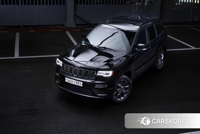 Jeep Grand Cherokee 2020 Черный из Кореи