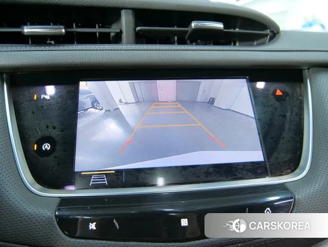 Cadillac XT5 2020 Белый из Китая