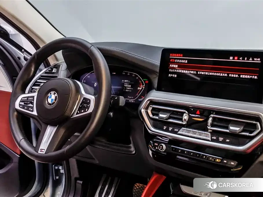 BMW X4 2023 Silver/gray из Китая, фото 2