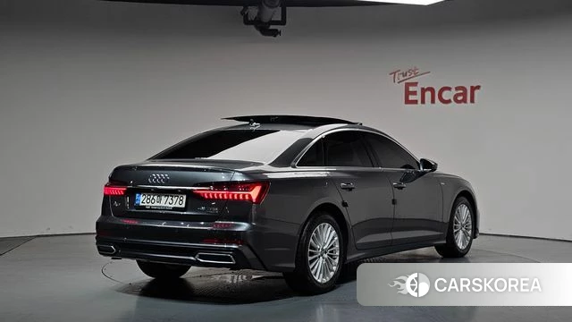 Audi A6 (C8) 2021 Серый из Кореи