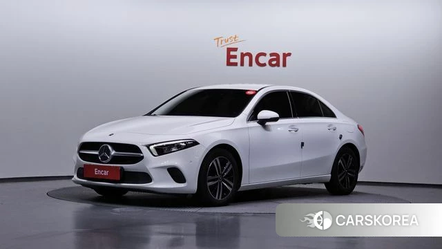 Mercedes-Benz A-Class W177 2021 Белый из Кореи