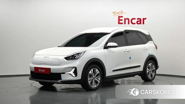 Kia Niro Plus 2022 Белый из Кореи