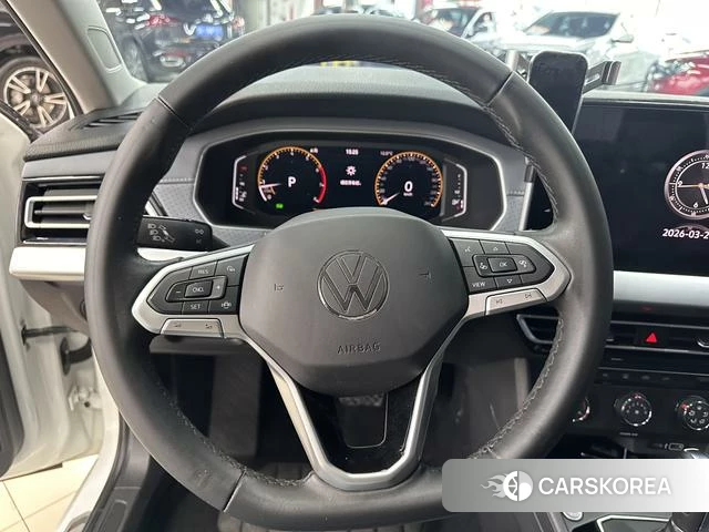 Volkswagen Lavida 2023 Белый из Китая