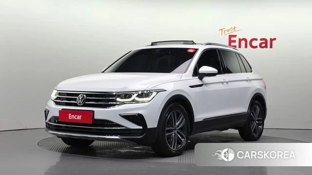 Volkswagen Tiguan second Generation 2022 Белый из Кореи