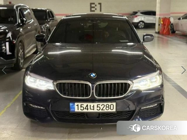 BMW 5 Series (G30) 2018 Черный из Кореи