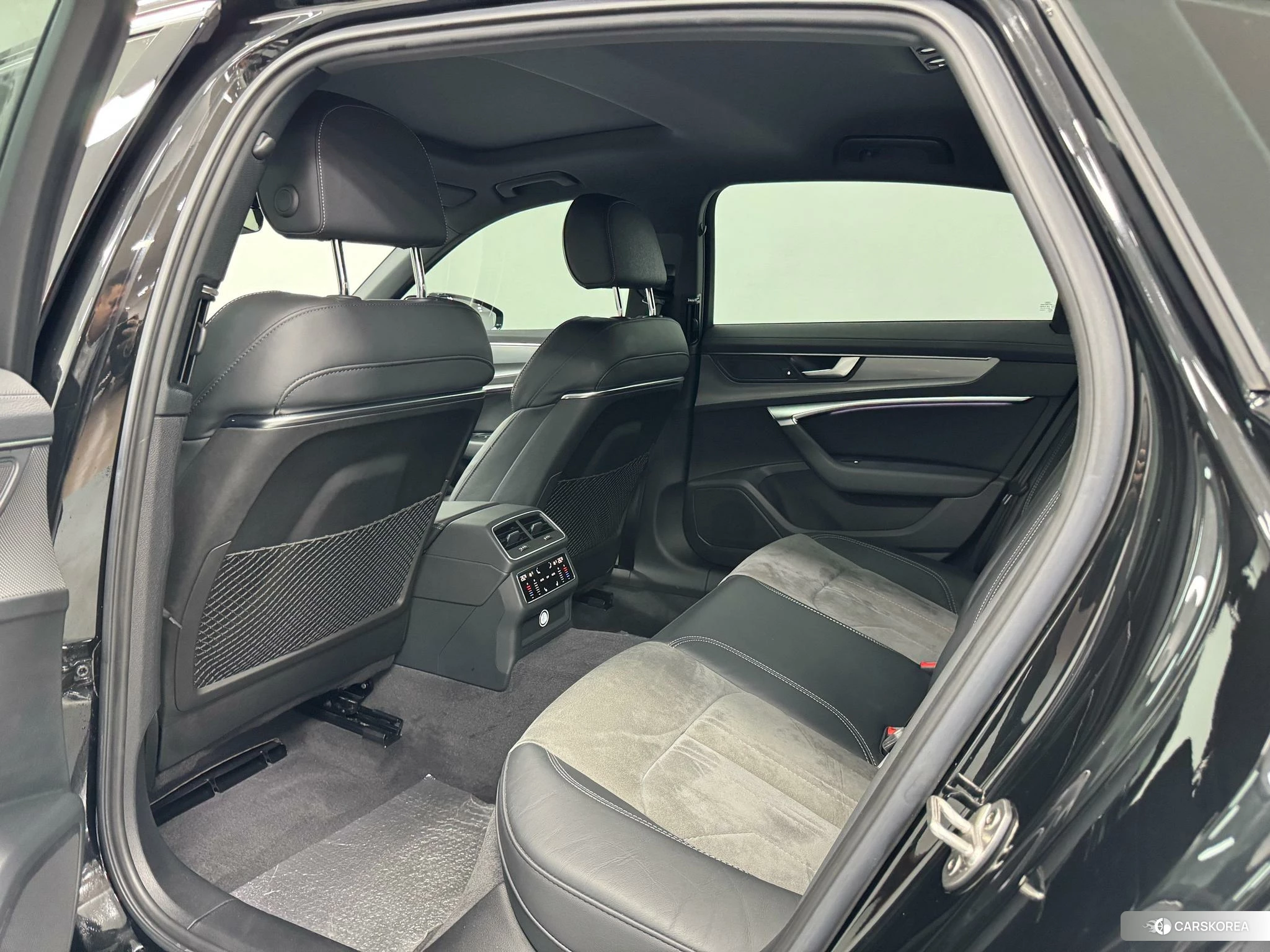 Audi A6L id 4420756 из Китая