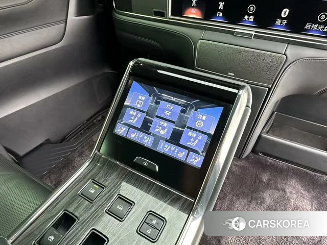 Lexus LM 2021 Черный из Китая