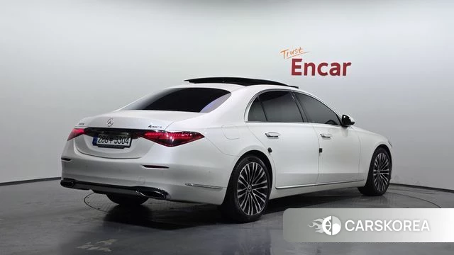 Mercedes-Benz S-Class W223 2021 Белый из Кореи