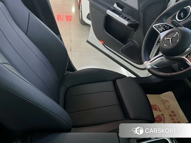 Mercedes-Benz GLB 2024 Белый из Китая