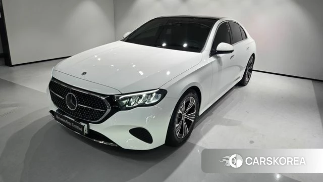 Mercedes-Benz E-Class W214 2025 Белый из Кореи