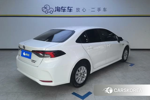 Toyota Corolla 2023 Белый из Китая