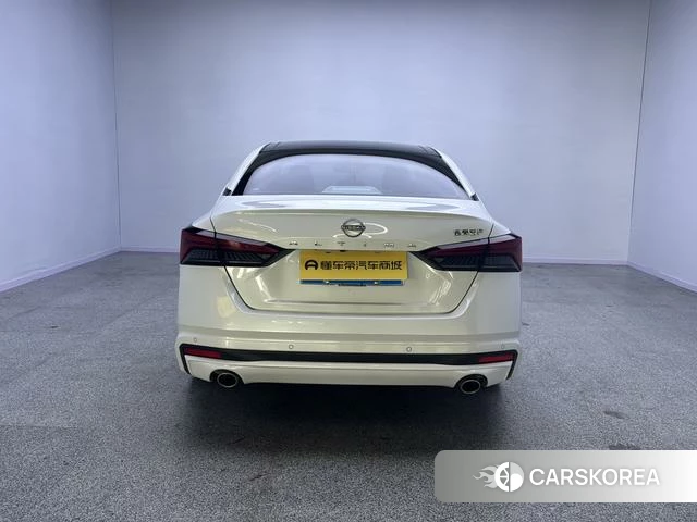 Nissan Teana 2024 Белый из Китая