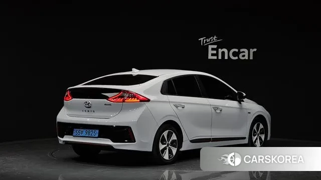 Hyundai Ionic Electric 2018 Белый из Кореи