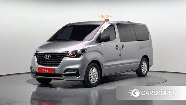 Hyundai The New Grand Starex 2018 Серебристо-серый из Кореи