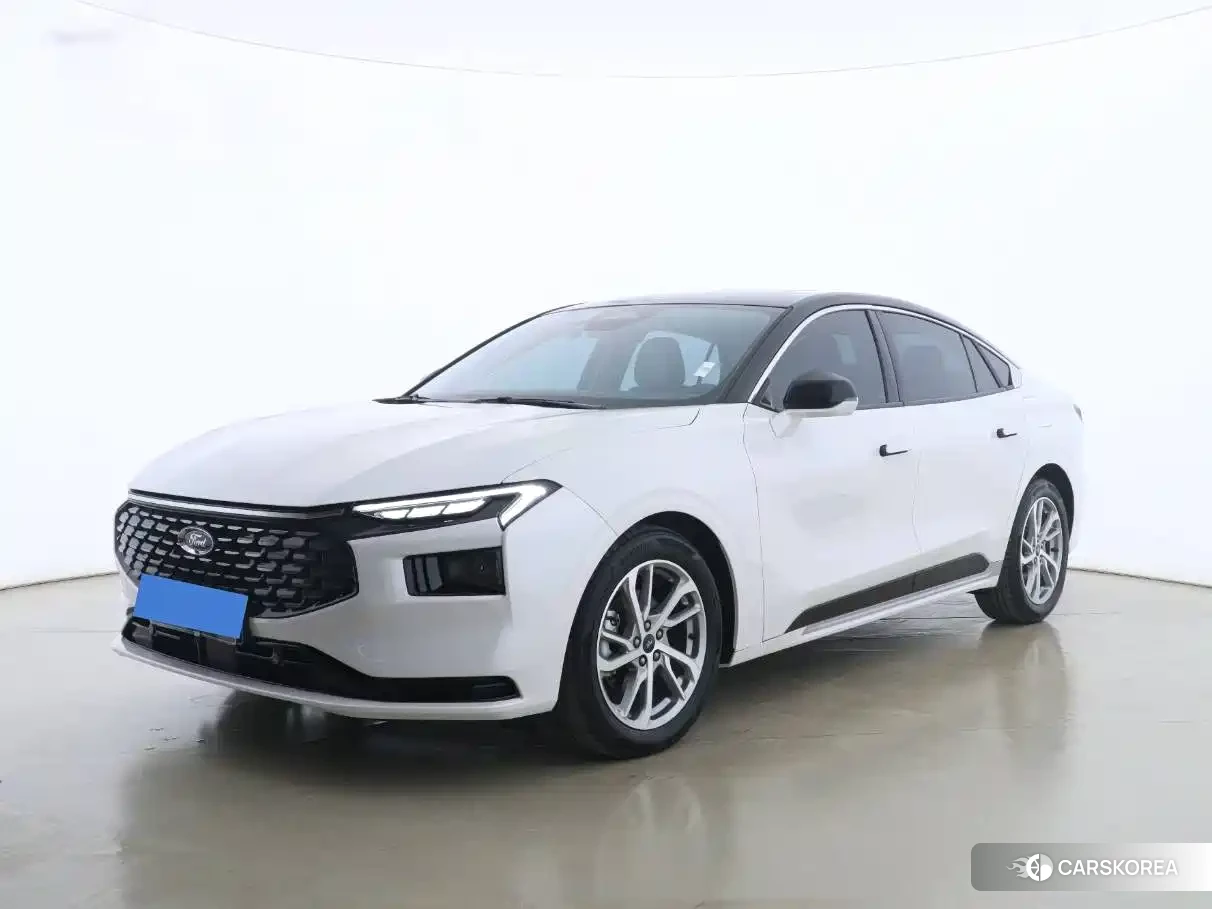 Ford Mondeo 2022 Белый из Китая