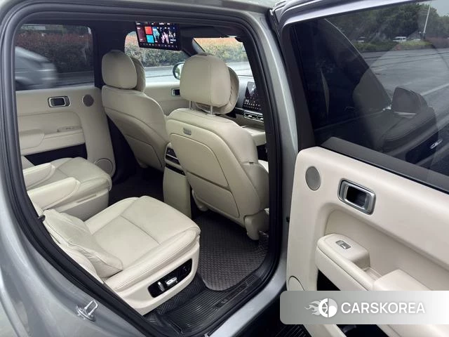 Ideal car Ideal L9 2023 Серебристо-серый из Китая