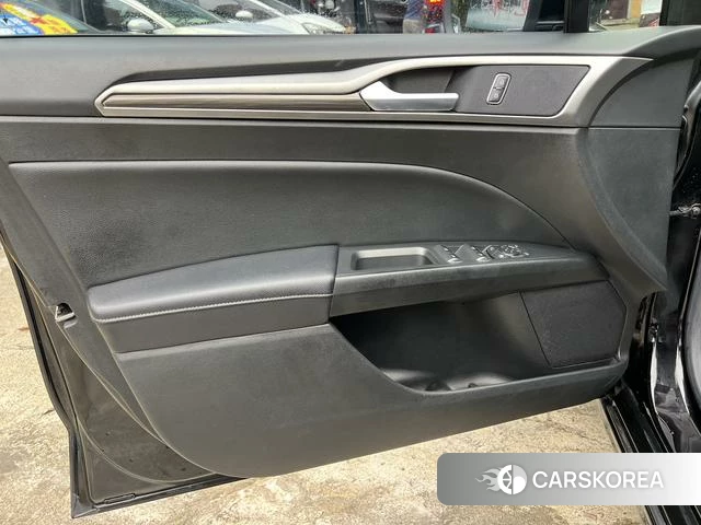 Ford Mondeo 2022 Черный из Китая