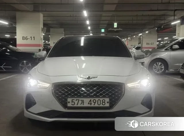 Genesis G70 2018 Белый из Кореи