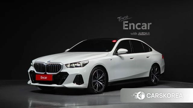 BMW 5 Series (G60) 2024 Белый из Кореи