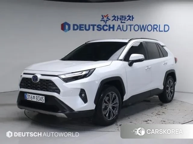 Toyota RAV4 5th Generation 2024 Белый из Кореи