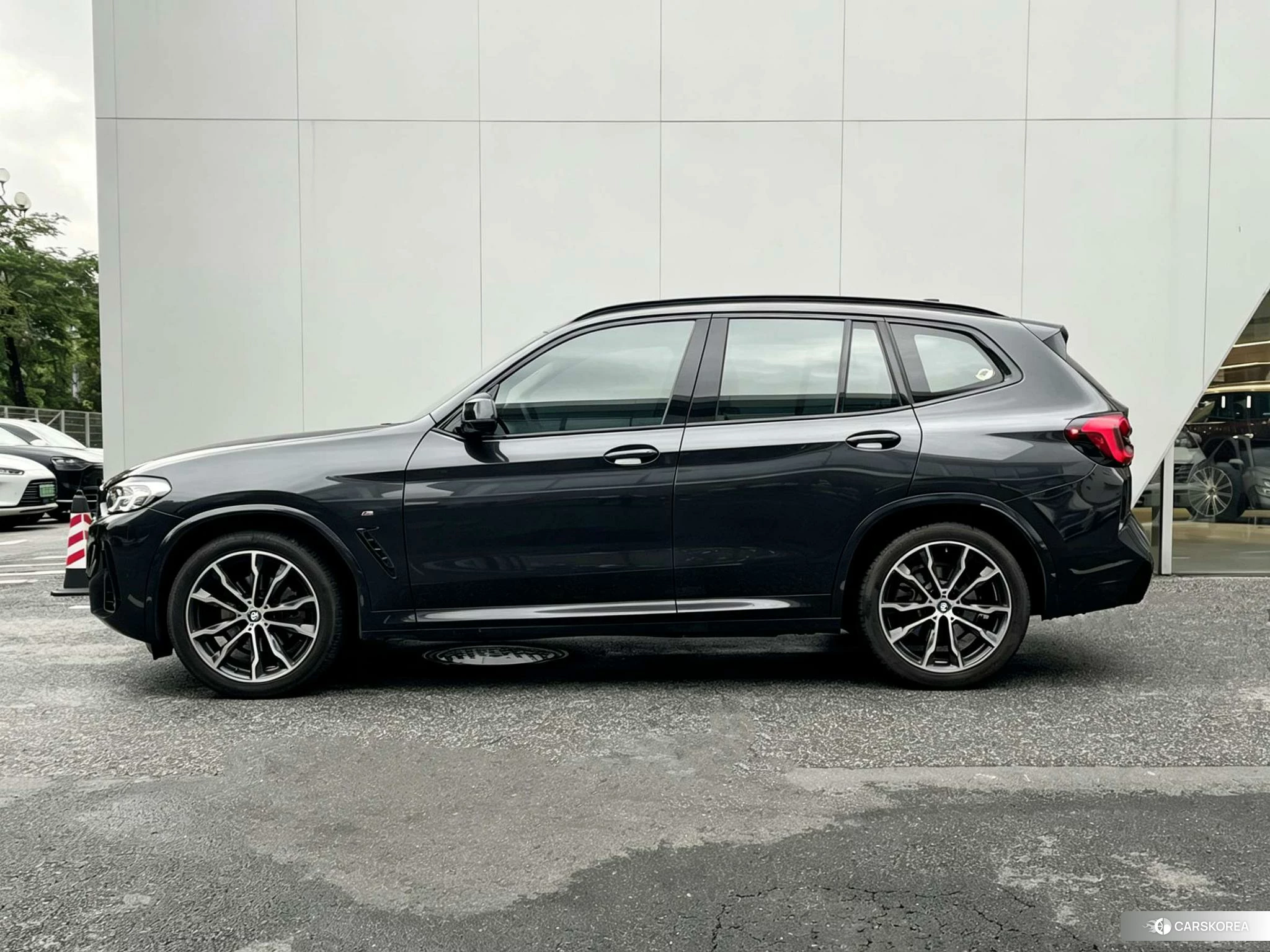 BMW X3 2021 Темно-серый из Китая