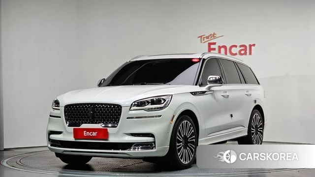 Lincoln Aviator 2nd generation 2021 Белый из Кореи