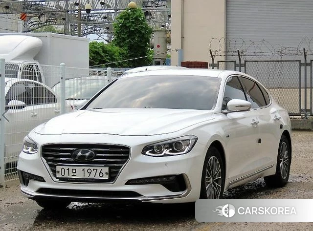 Hyundai Grandeur IG Hybrid 2018 Белый из Кореи
