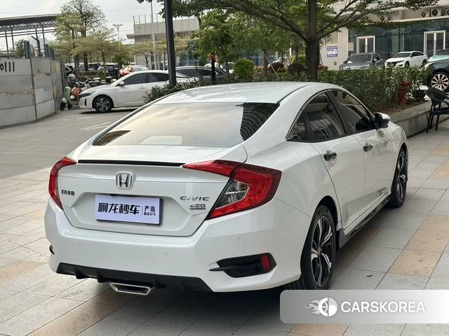 Honda Civic 2022 Белый из Китая