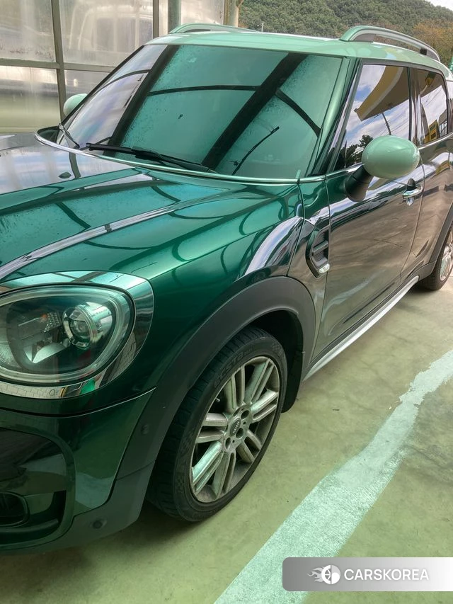 Mini Cooper Countryman 2018 Темно-зеленый из Кореи