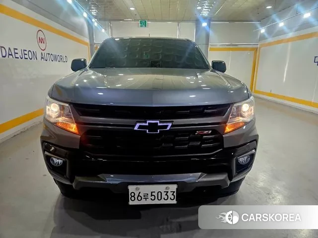 Chevrolet (GM Daewoo) Real New Colorado 2022 Серый из Кореи