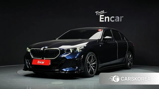 BMW 5 Series (G60) 2024 Синий из Кореи