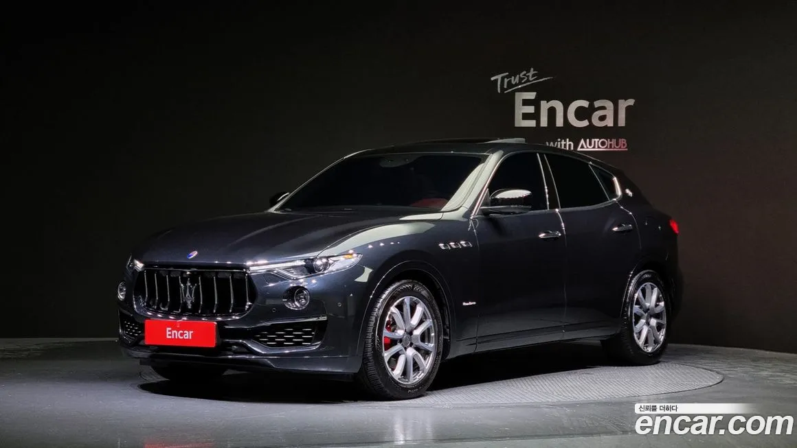 Maserati Levante 2019 Черный из Кореи