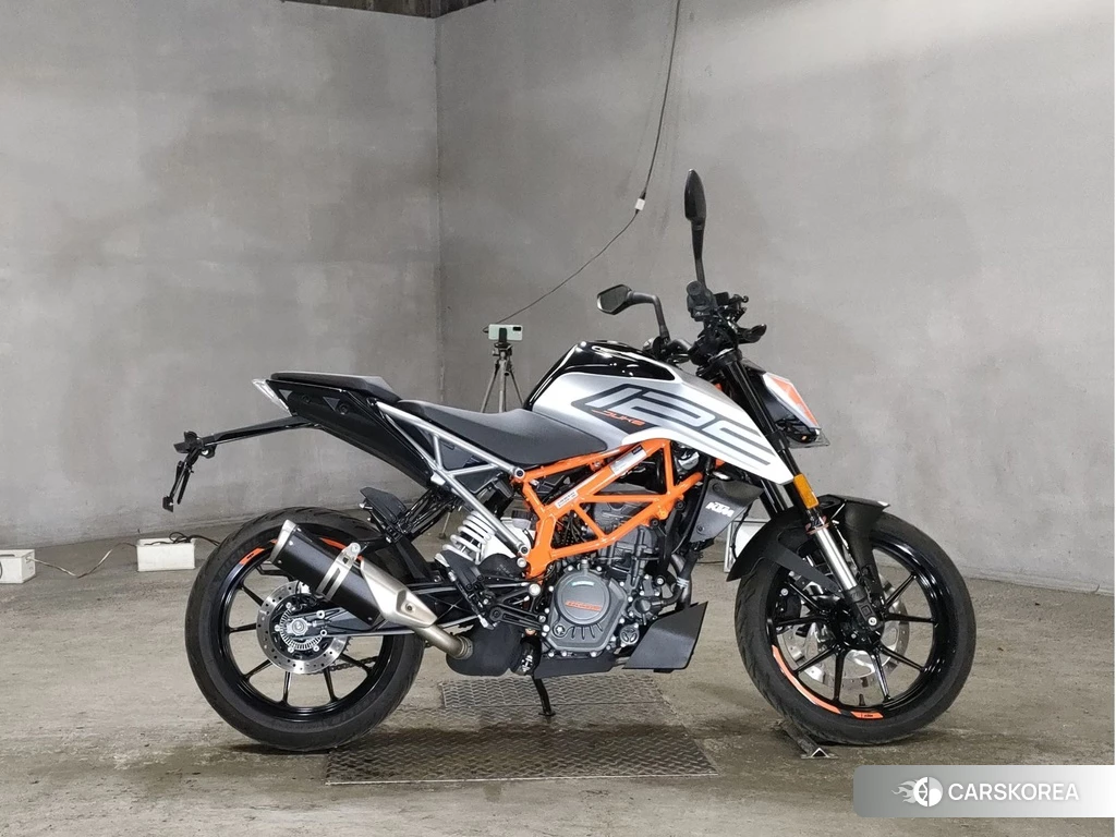 Проданный KTM 125 DUKE 2022 из Японии