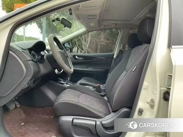 Nissan TIIDA 2019 Белый из Китая