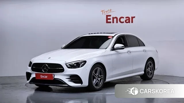 Mercedes-Benz E-Class W213 2023 Белый из Кореи