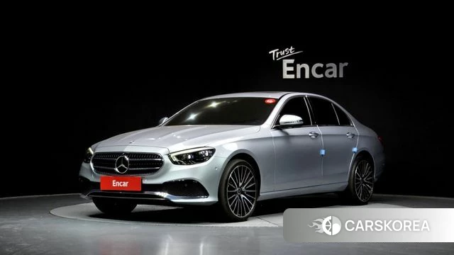 Mercedes-Benz E-Class W213 2022 Серебристо-серый из Кореи
