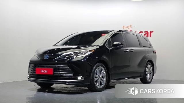 Toyota Sienna 4th Generation 2023 Черный из Кореи