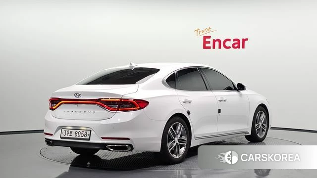 Hyundai Grandeur IG 2018 Белый из Кореи