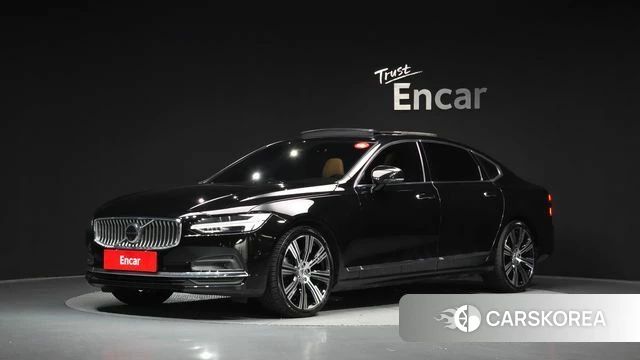 Volvo S90 2022 Черный из Кореи