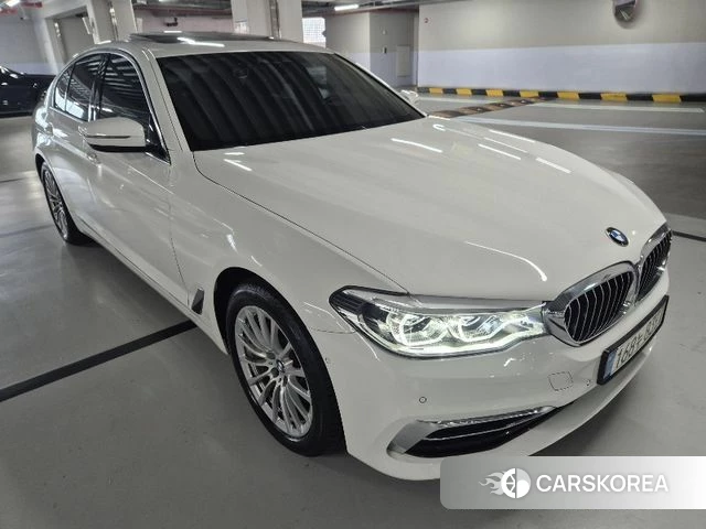 BMW 5 Series (G30) 2020 Белый из Кореи