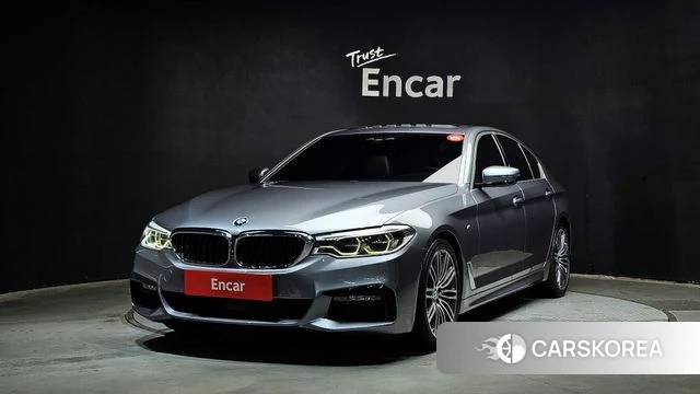 BMW 5 Series (G30) 2020 Серебристо-серый из Кореи