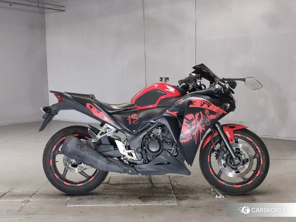 Проданный Honda CBR250R 2013 из Японии, фото 2