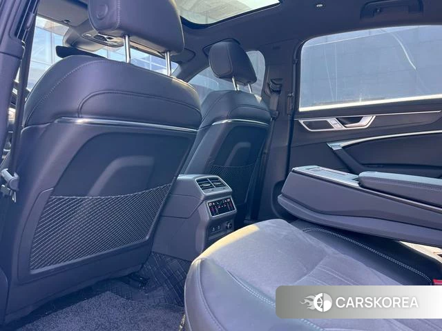 Audi A6L 2024 Черный из Китая