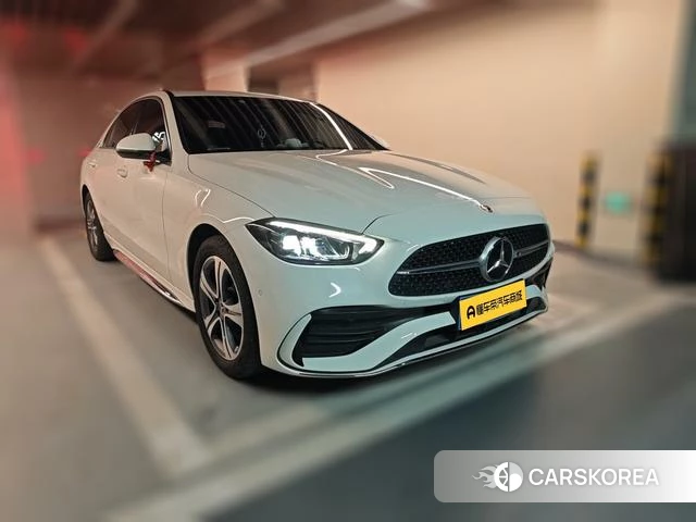 Mercedes-Benz Class C 2022 Белый из Китая
