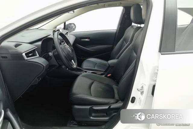 Toyota Corolla 2020 Белый из Китая