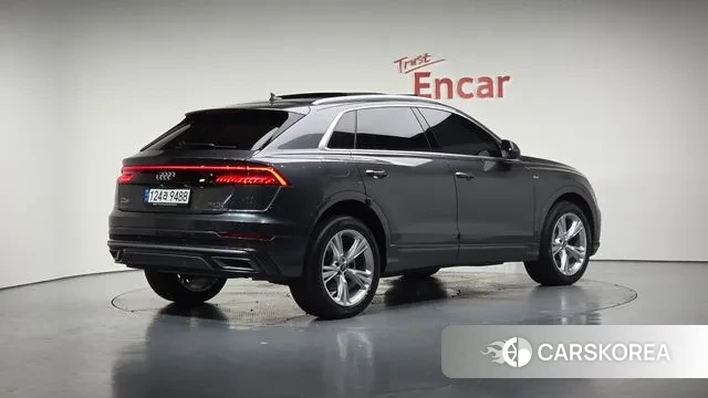 Audi Q8 (4M) 2023 Серый из Кореи